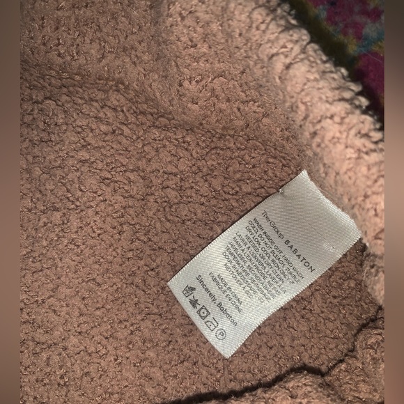 Fuzzy babaton sweats - Picture 3 of 5